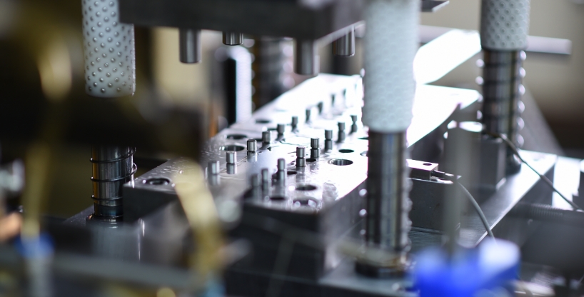 金属プレス加工との一貫対応